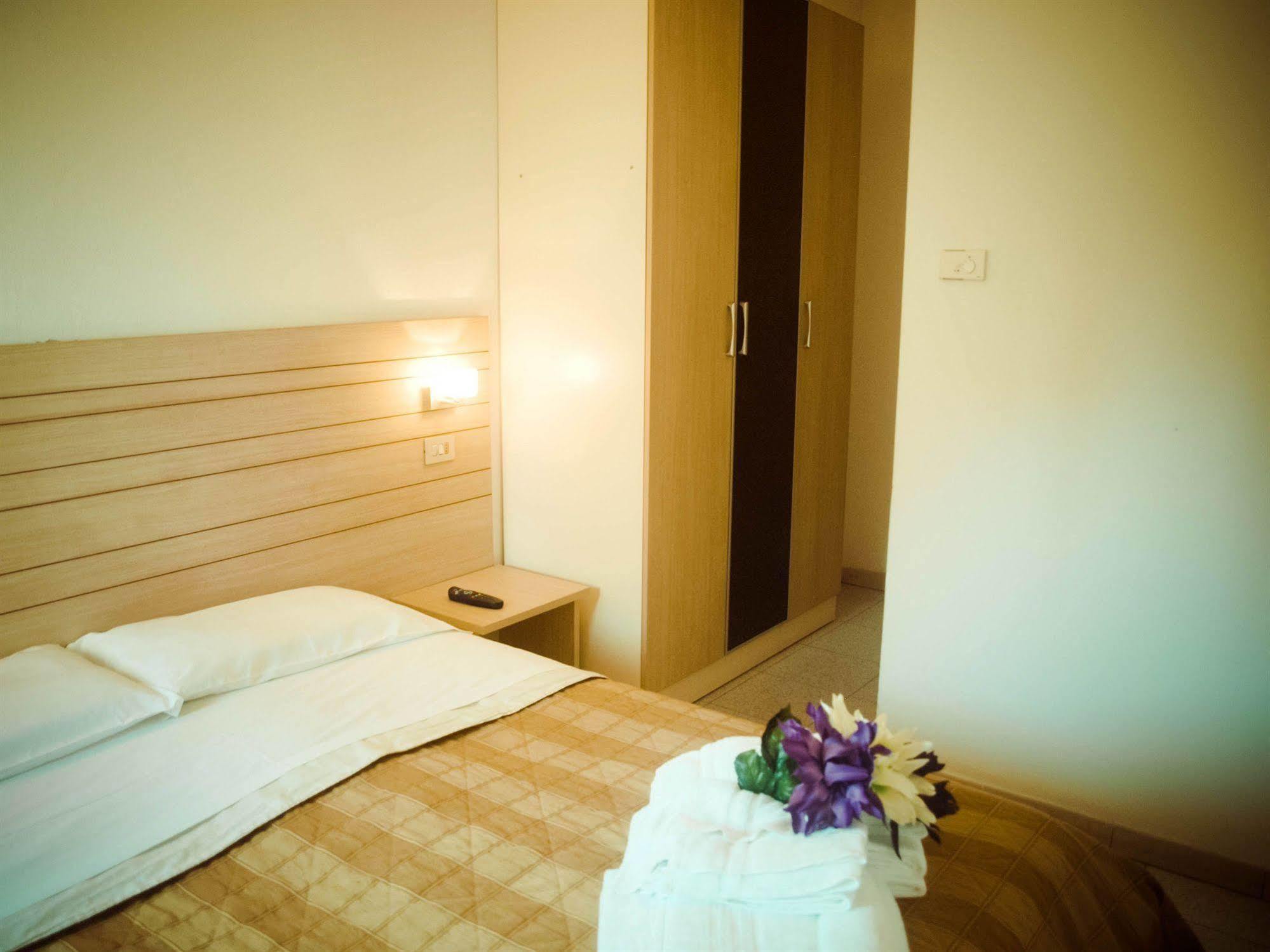 Residence Internazionale Rimini Eksteriør bilde